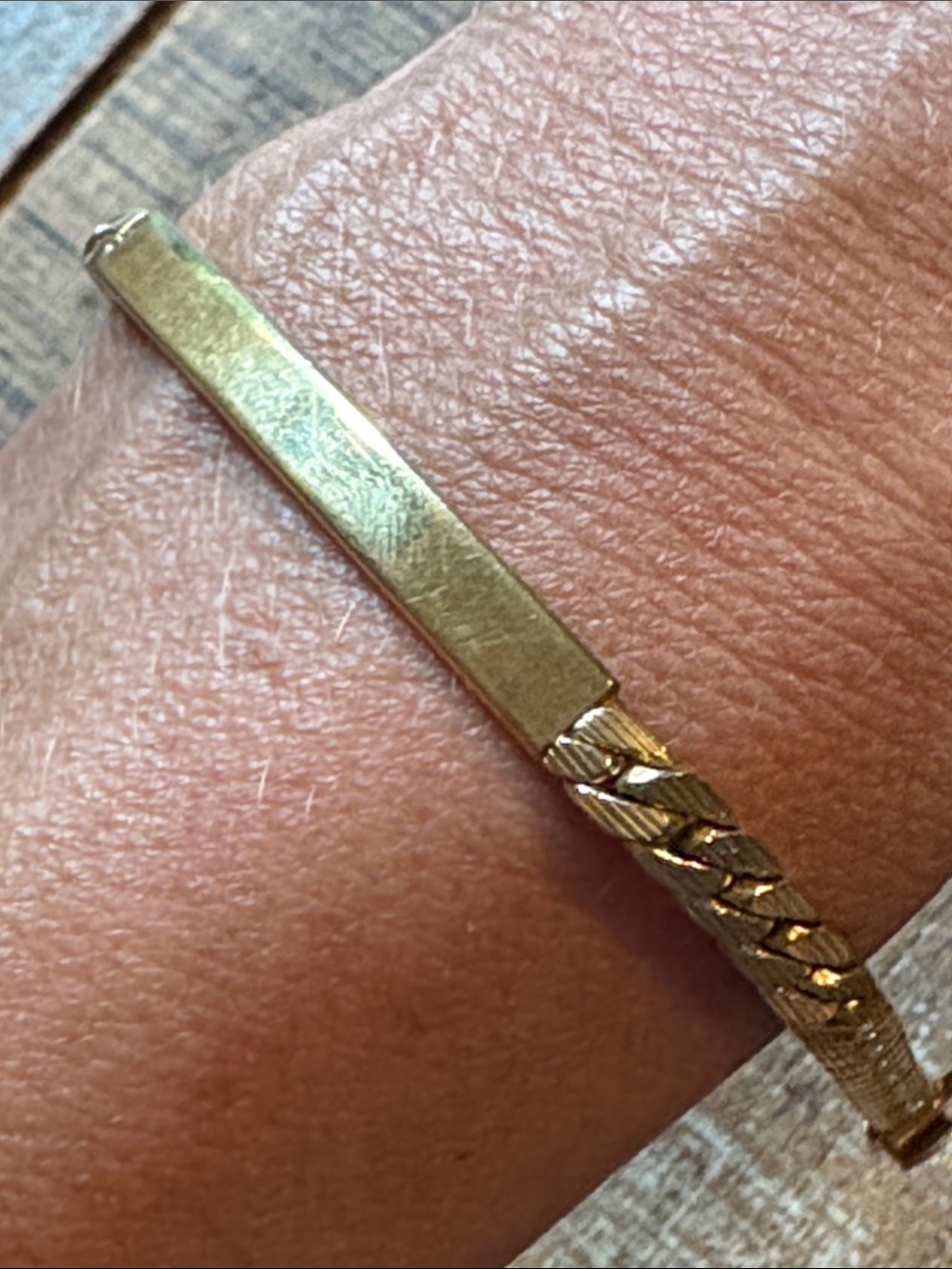 Vintage Engraveable Avon Gold-Tone Bar Chain Bracelet - Women's
